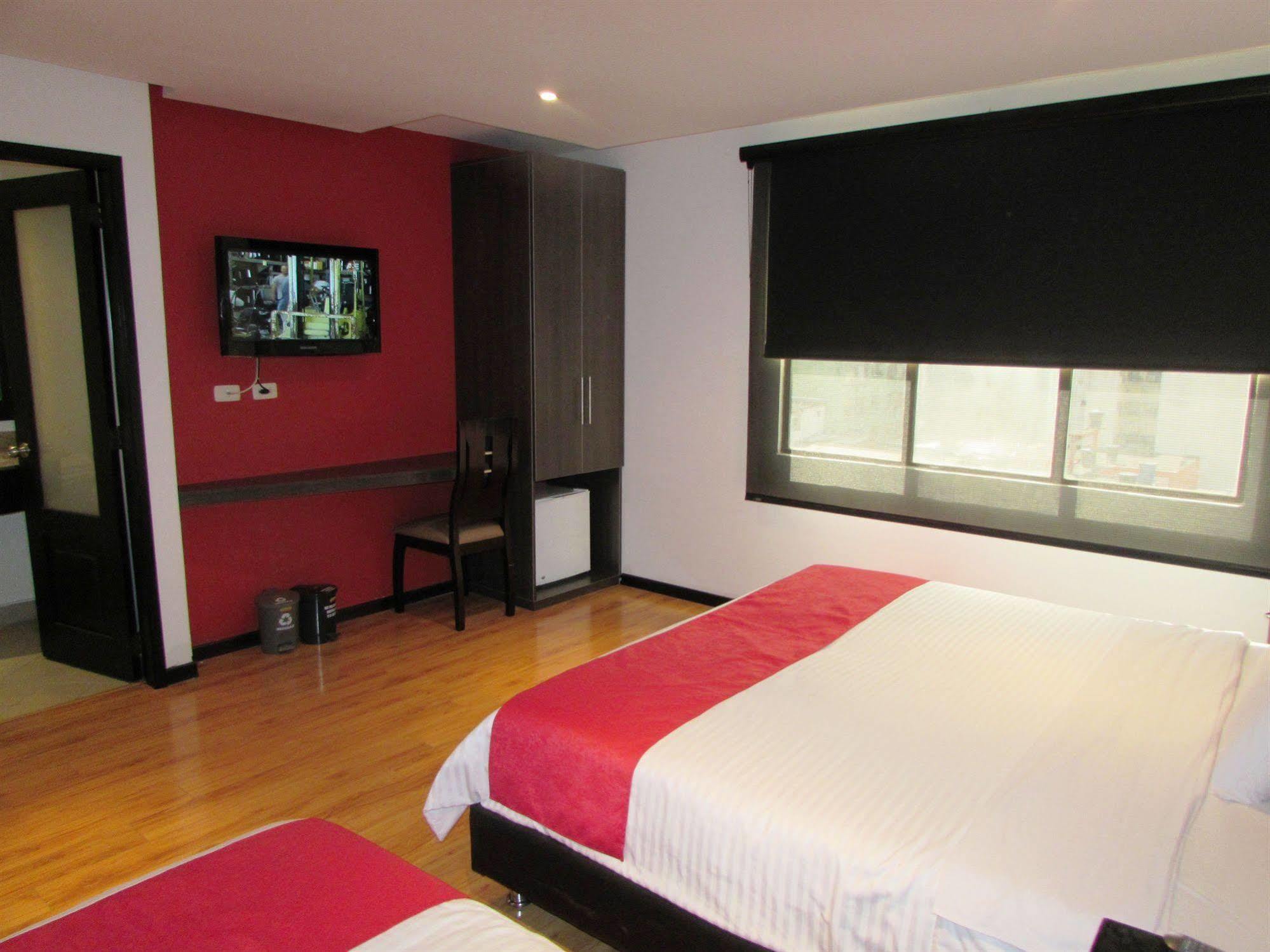 Hotel American Deluxe Bogotá Exteriör bild