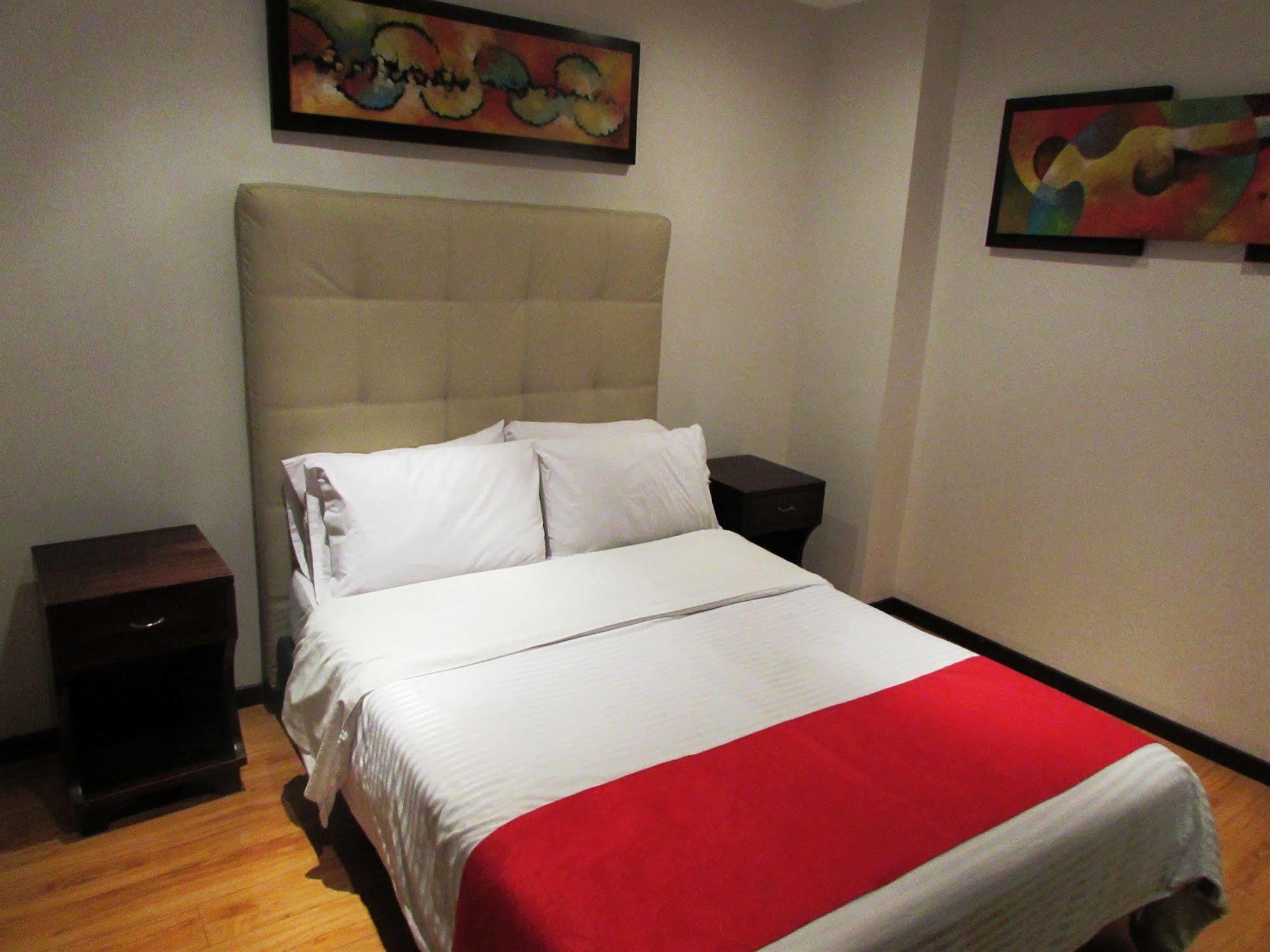 Hotel American Deluxe Bogotá Exteriör bild